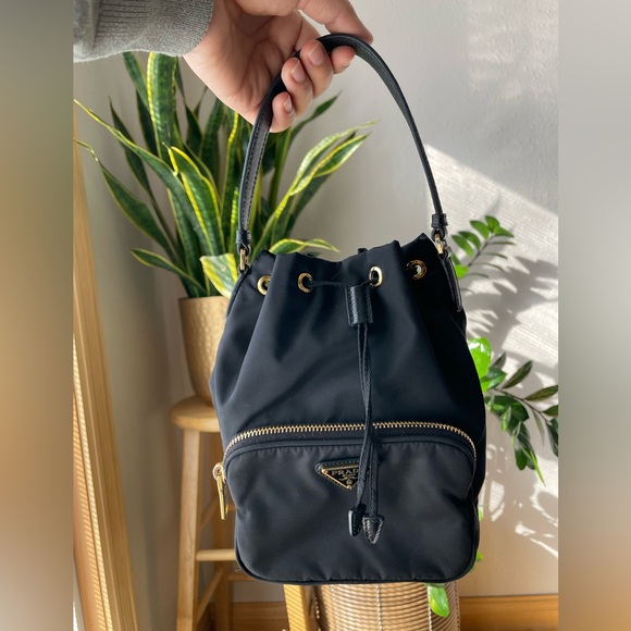 Prada Duet Re-Nylon bucket bag $1,890 - Picture 4 of 16